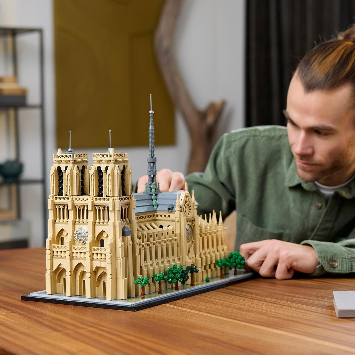 Architecture Notre-Dame De Paris Set, Model Kit for Adults to Build, Home or Office Décor, Collectible Gift for History-Loving Men, Women, Him or Her 21061