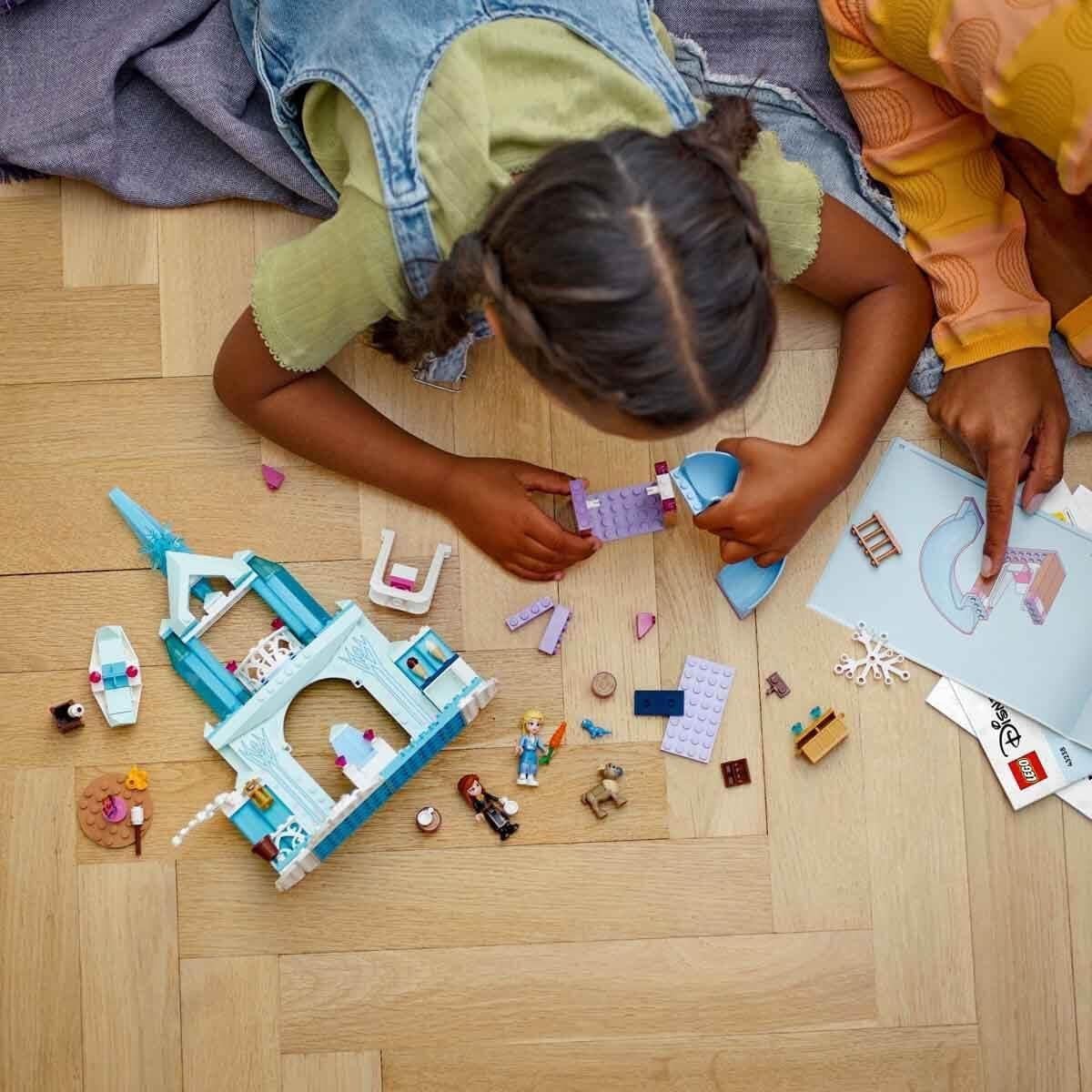 ǀ Disney Princess Elsa’S Frozen Castle Buildable Toy for 4 plus Year Old Girls and Boys, Includes Princess Elsa and Anna Mini-Doll Figures and 2 Animal Toys, Fun Birthday Gift 43238