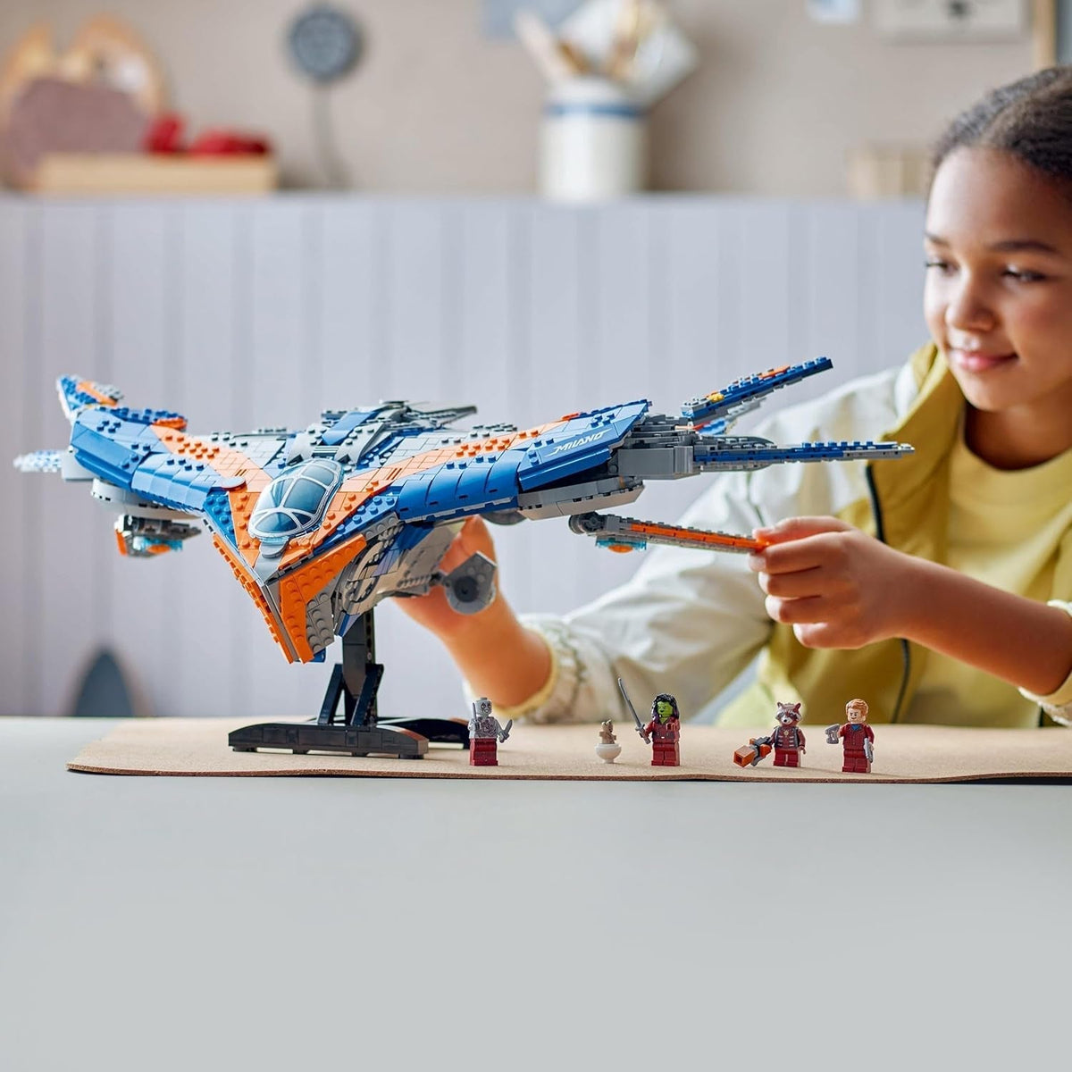 Marvel Guardians of the Galaxy: the Milano Buildable Spaceship Toy, Set with 4 Super-Hero Minifigures Including Rocket, plus a Baby Groot Figure, Avengers Gift for Boys, Girls and Teens 76286