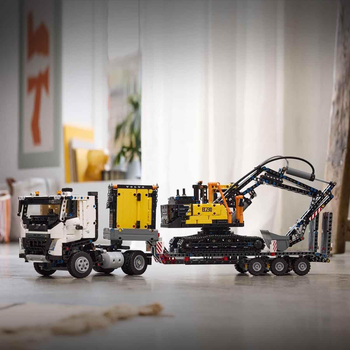 Technic Volvo FMX Truck & EC230 Electric Excavator Toy for 10 plus Year Old Boys & Girls, Vehicle Building Set for Kids Who Love Heavy-Duty Construction Models, Birthday Gift Idea, 42175