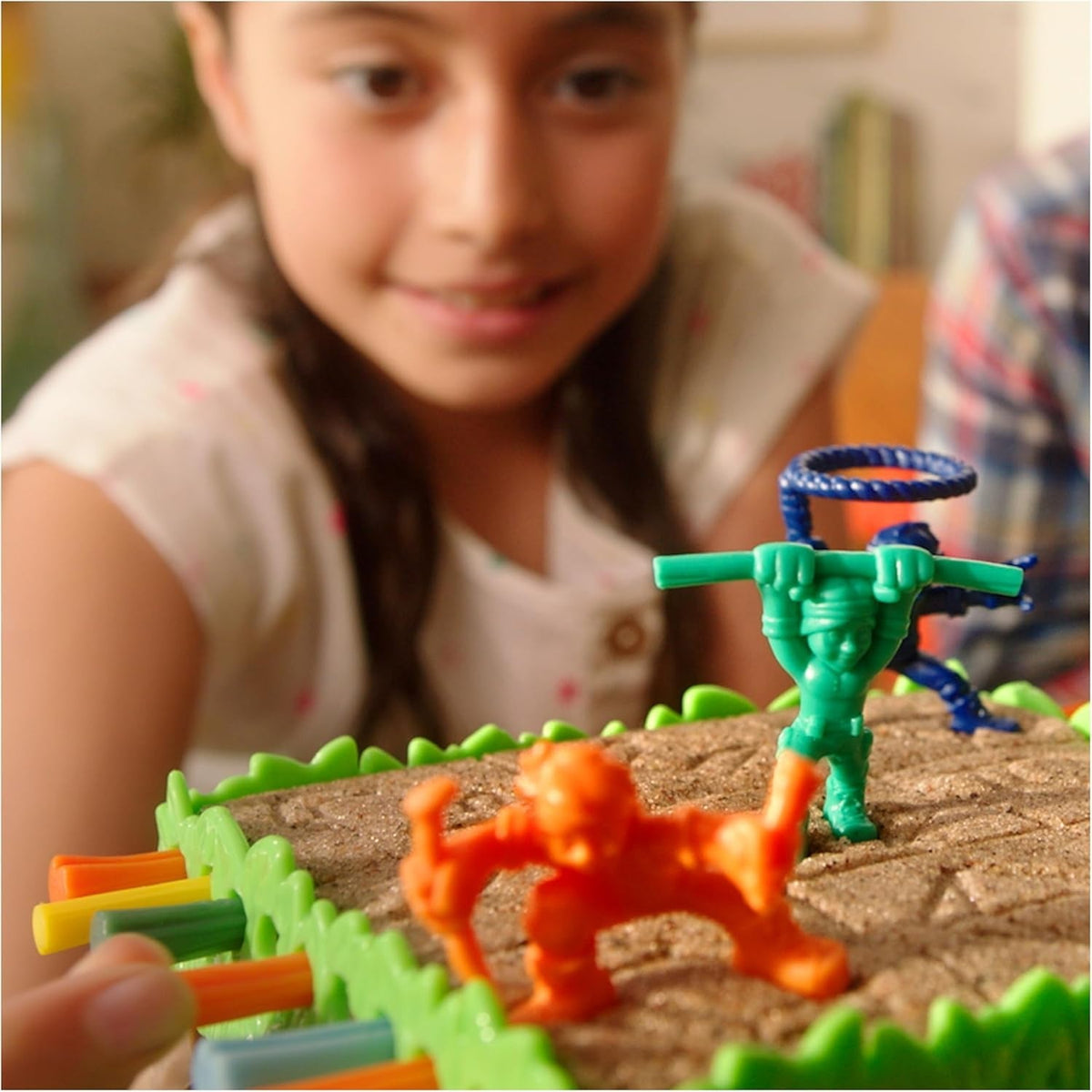 Sink N’ Sand, Quicksand Kids Board Game with Kinetic Sand for Sensory Fun and Learning – Easy Toy Gift Idea, for Preschoolers and Kids Ages 4 and Up