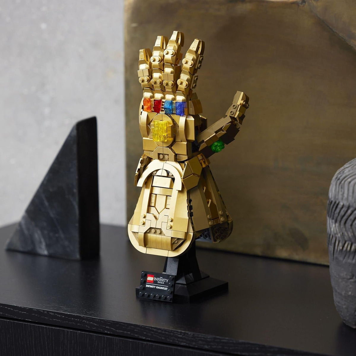 Marvel Infinity Gauntlet Building Set, Collectible Thanos Glove with Infinity Stones, Collectible Avengers Gift for Men, Women, Him, Her, Model Kits for Adults to Build 76191
