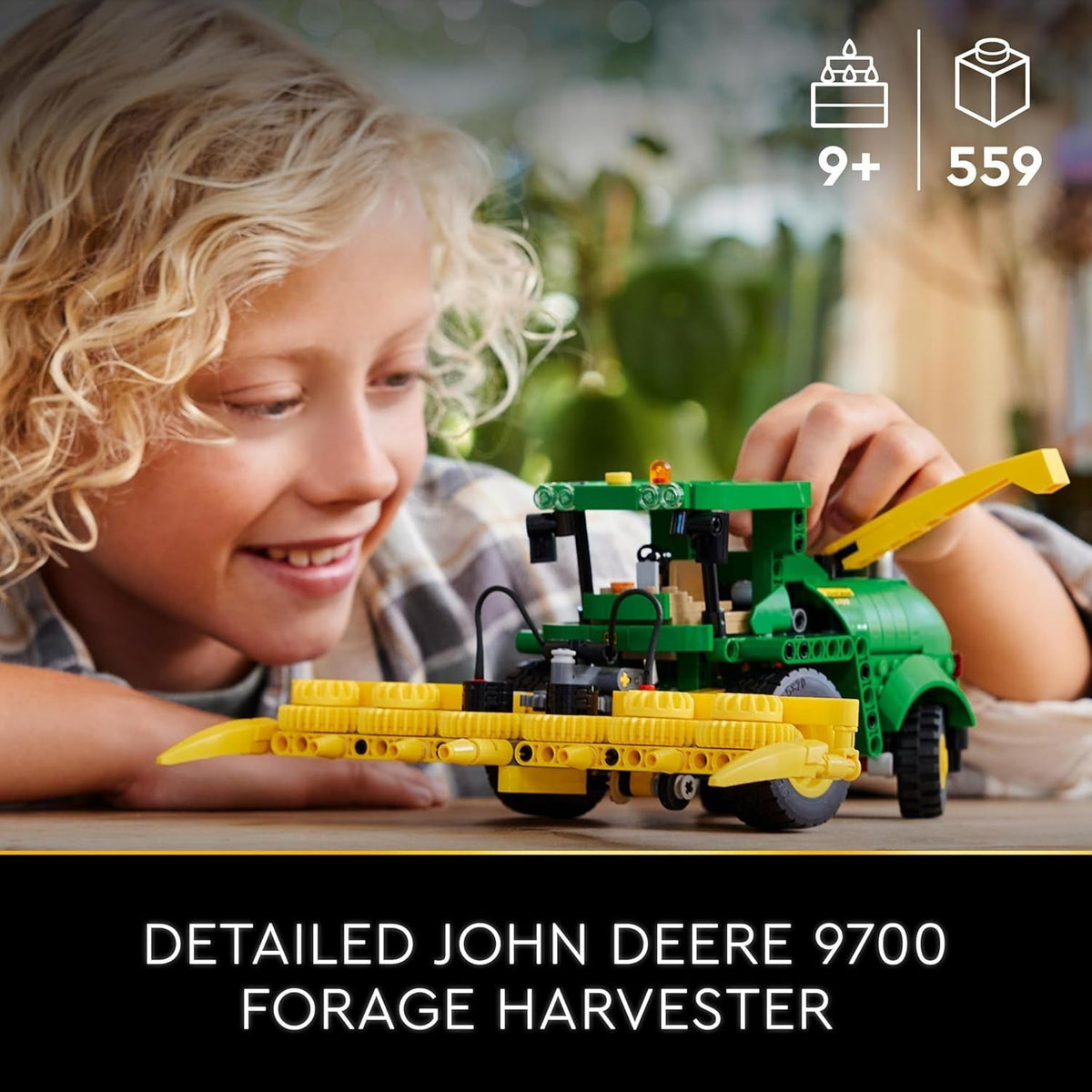 Technic John Deere 9700 Forage Harvester, Tractor Toy for Kids, Farm Set, Vehicle Model Building Kit with Realistic Functions for Imaginative Play, Gift for Boys and Girls Aged 9 plus 42168