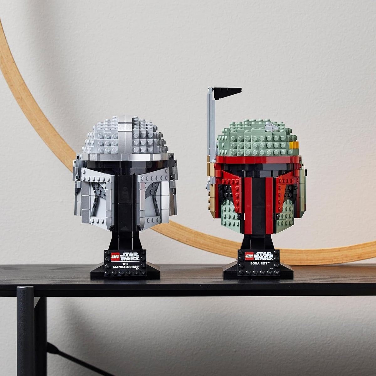 Star Wars the Mandalorian Helmet Model Building Kit, Collectible Display Set for Adults, Gift Idea for Men, Women, Him or Her 75328