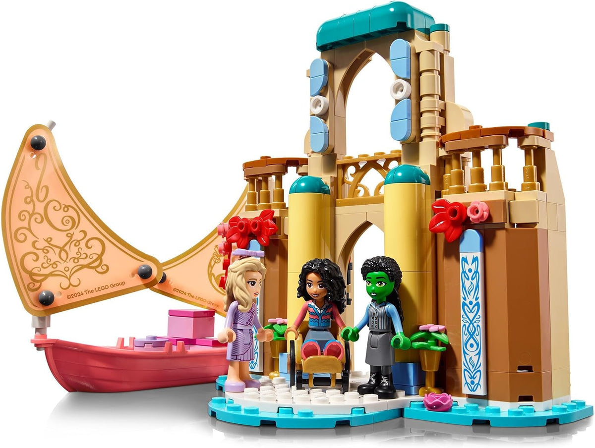 Wicked Glinda, Elphaba & Nessarose at Shiz University Building Set with Sailing Boat Toy and 3 Mini-Doll Figures, Movie Gift for 7 plus Year Old Girls & Boys Who Love Doll’S House Playsets 75681