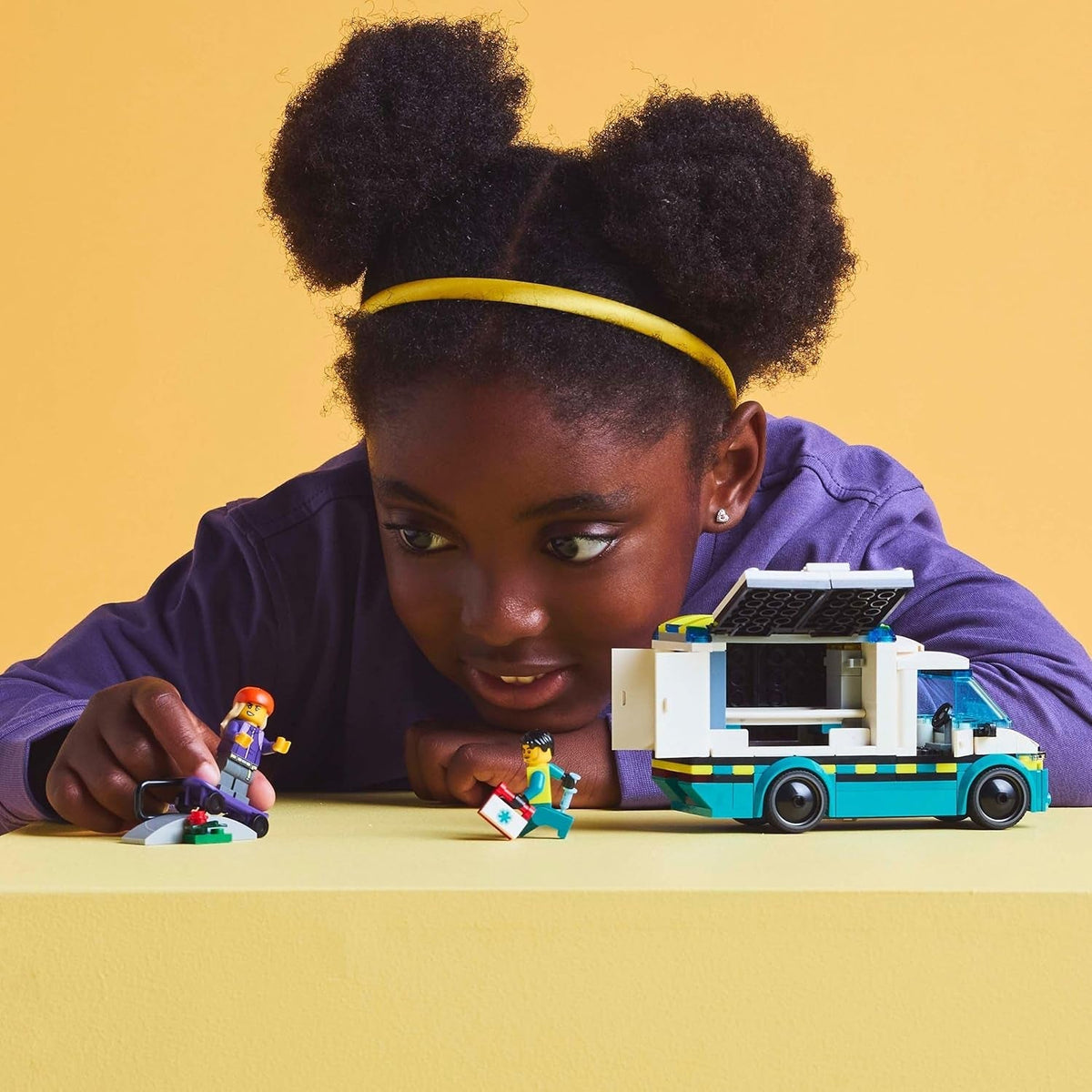 City Emergency Ambulance Toy with 2 Minifigures - Educational Learning Toys for 5+ Year Old Boys & Girls - Gift Ideas for Birthdays & Holidays - 60451