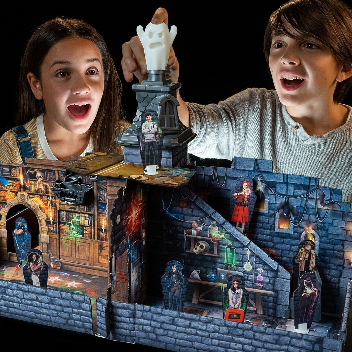 | Ghost Castle Avoid the Traps and Escape the Haunted Castle! | Family Games | for 2-6 Players | Ages 6+, Multicolor