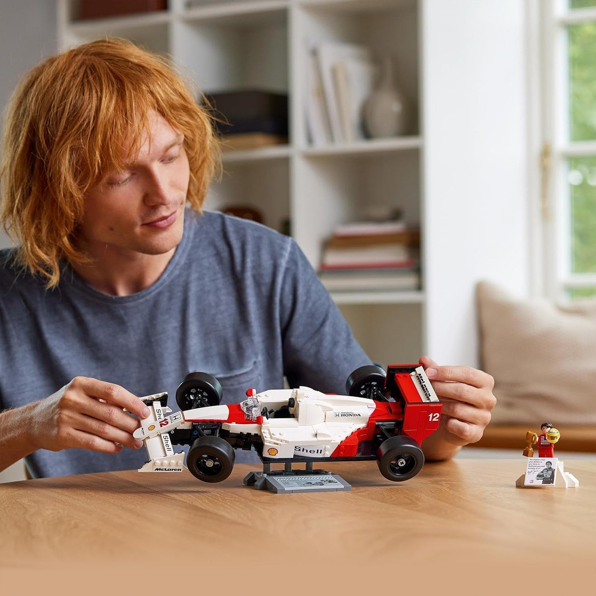 Icons Mclaren MP4/4 & Ayrton Senna Vehicle Set, F1 Race Car Model Kit for Adults to Build with Race Driver Minifigure, Home or Office Desk Décor, Formula One Birthday Gifts for Men & Women 10330