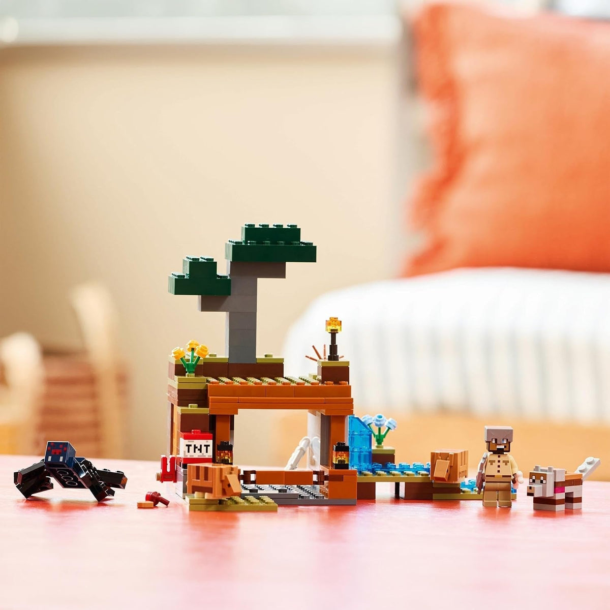 Minecraft the Armadillo Mine Expedition Set - Building Toy for 8+ Year Old Girls & Boys, with Cave Spider and Wolf Figures for Pretend Play - Birthday Gift Idea 21269