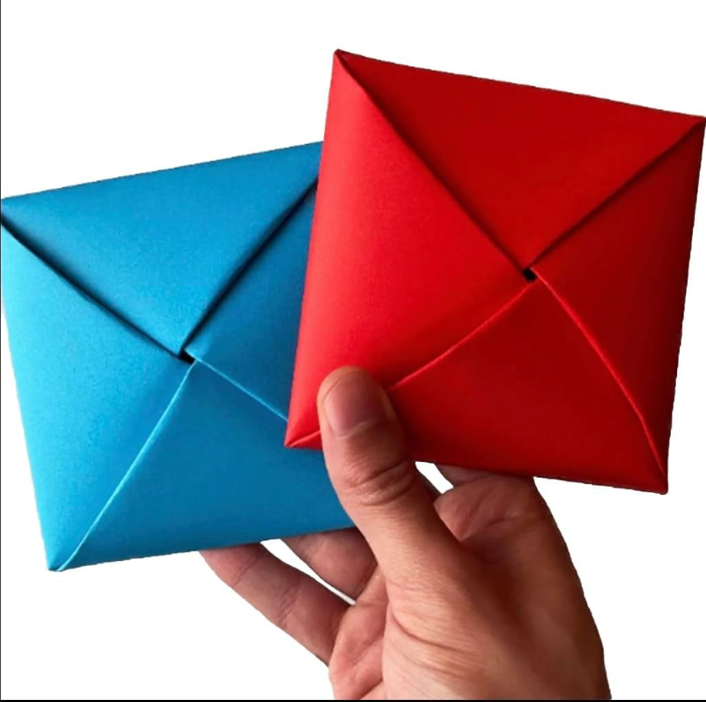 Squid Game Ddakji Game Set, Double Card Premium Version Blue and Red Traditional Korean Folding Game (NEW IMPROVED DOUBLE CARD VERSION)