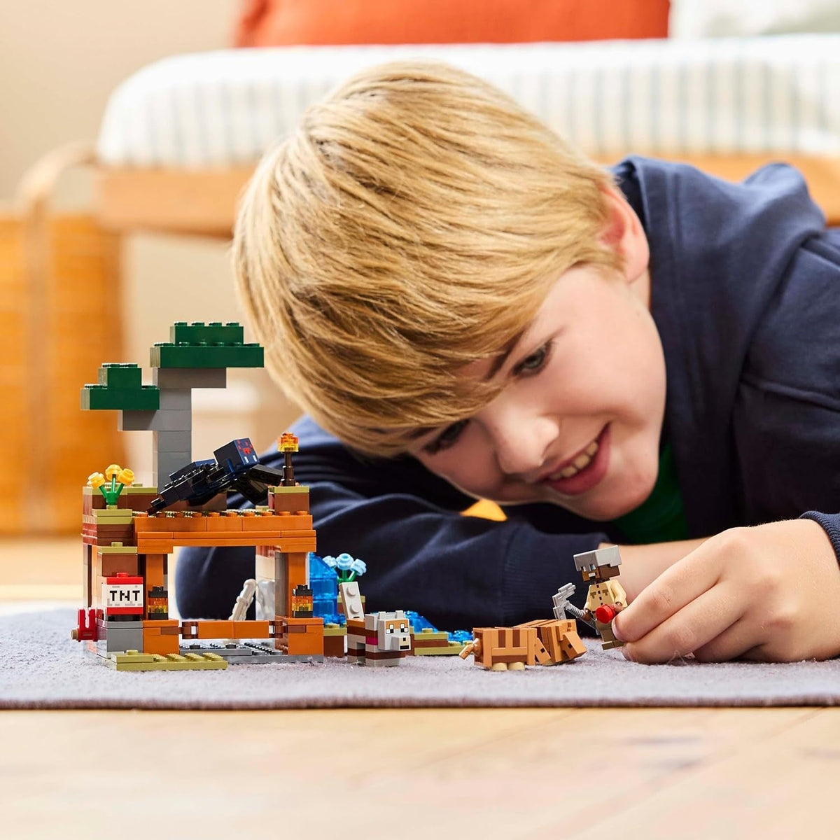 Minecraft the Armadillo Mine Expedition Set - Building Toy for 8+ Year Old Girls & Boys, with Cave Spider and Wolf Figures for Pretend Play - Birthday Gift Idea 21269